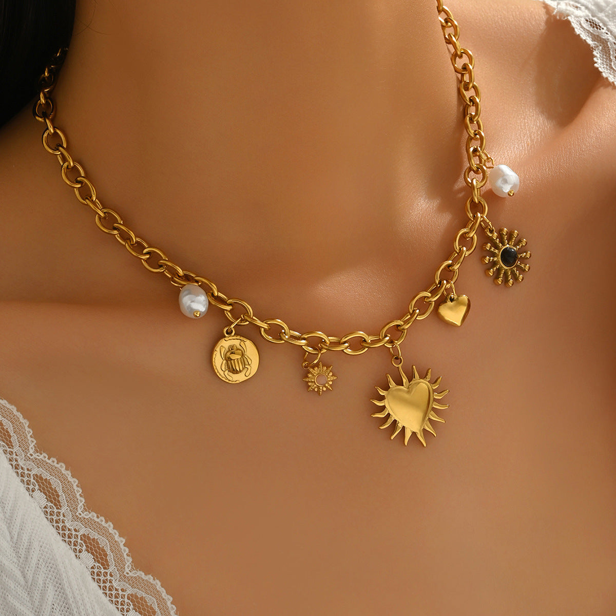 Gold Pearl Pendant Necklace – Elegant Charm Jewelry