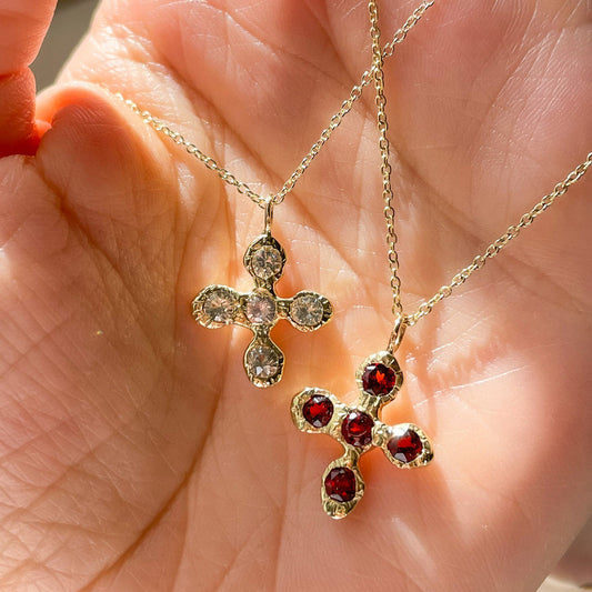 Light Luxury Floral Cross Pendant – Elegant Zircon Necklace