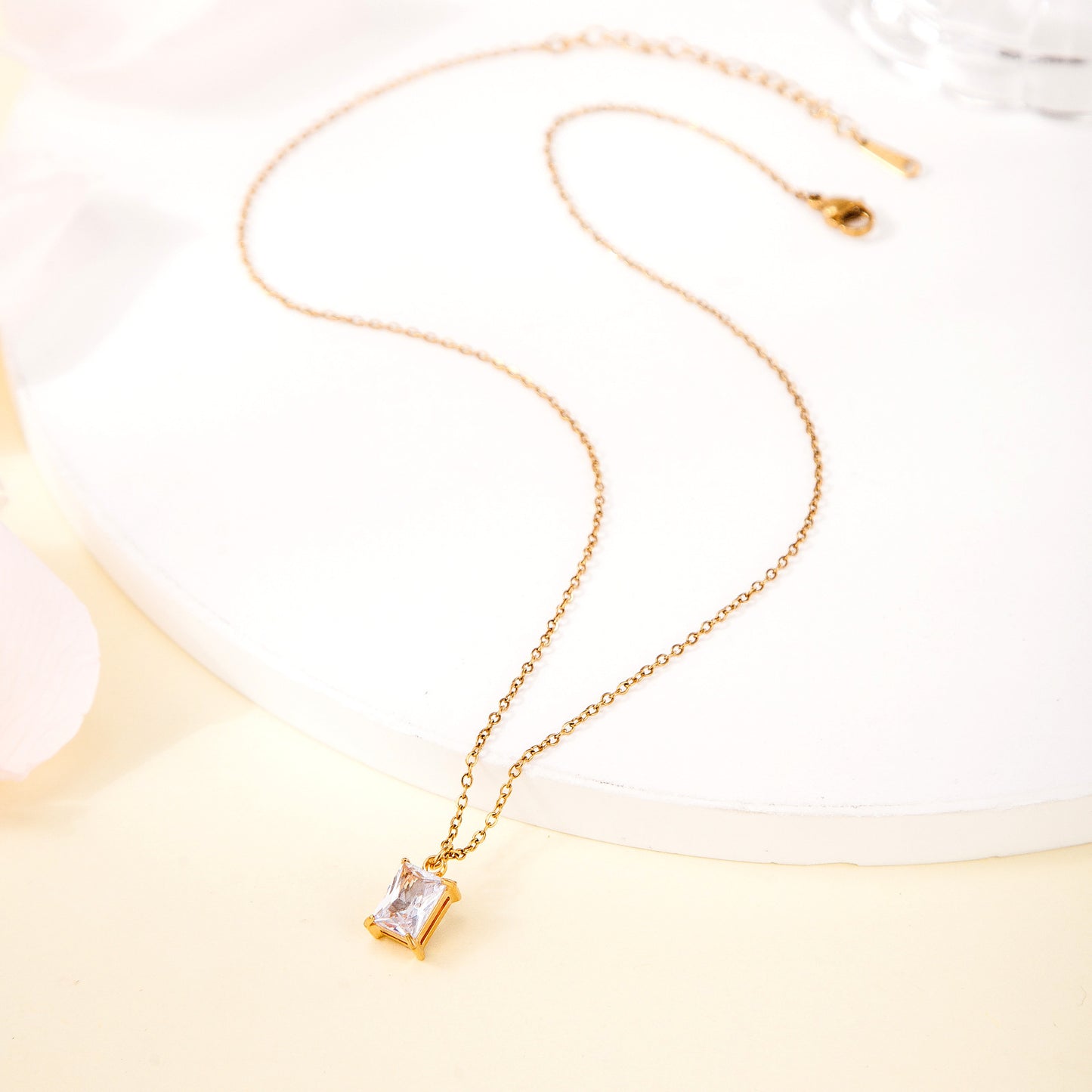 Elegant Square Pendant Necklace – Gold Plated Jewelry for Women